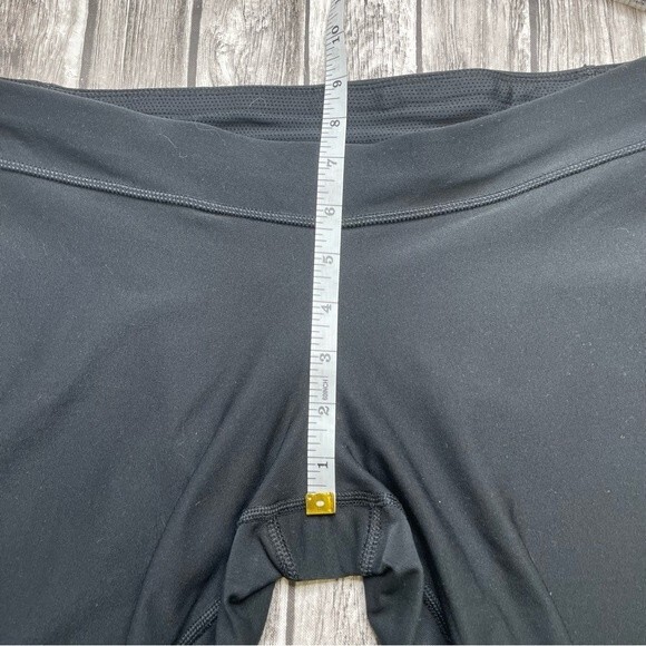 Nike Women's Short Leggings Bermuda Length Dri-Fit M Med Medium Black White - Picture 9 of 11